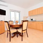 Apartment Tanja Postira